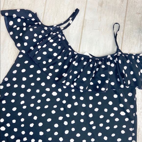 Black polka dot cold shoulder - Picture 4 of 4